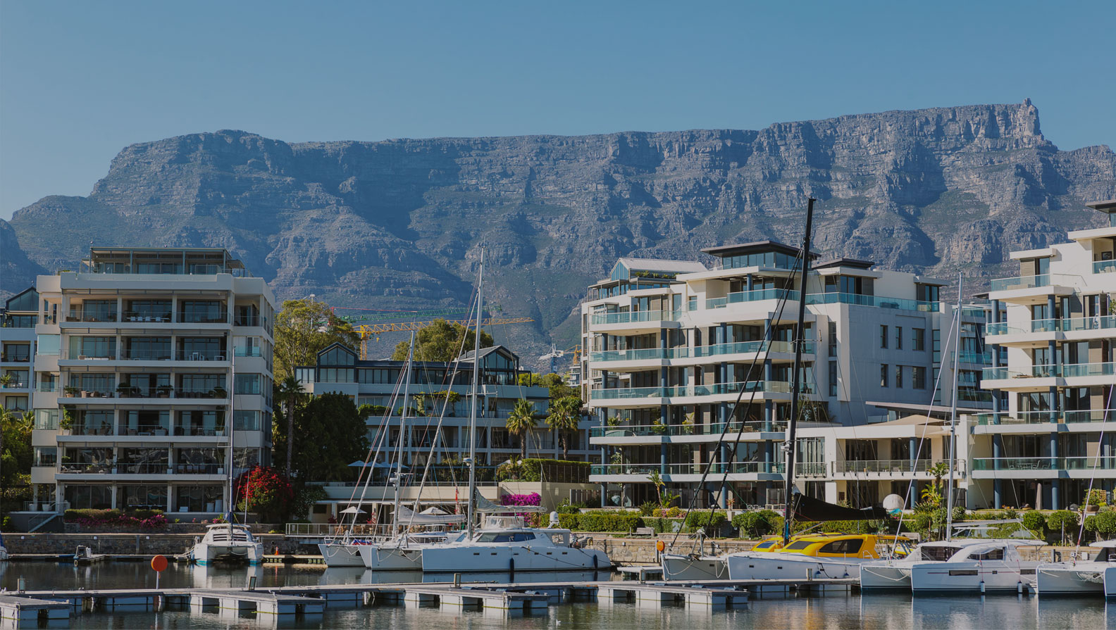 African Elite Waterfront Entire apartment (Cape Town) - Deals, Photos &  Reviews